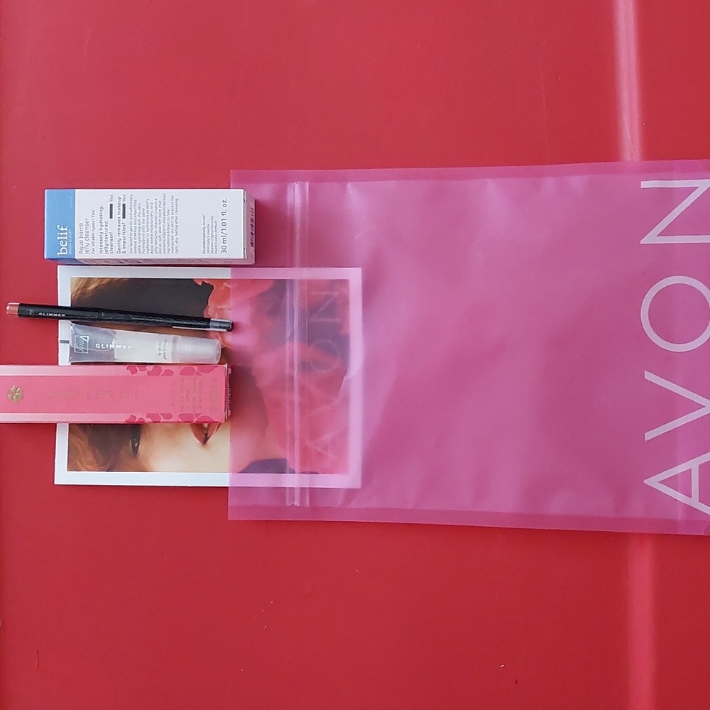 FREE GIFT! AVON giftset in Pink Sheer Giftbag 🌟Avon TOP-RATED 4 Item sampler !!